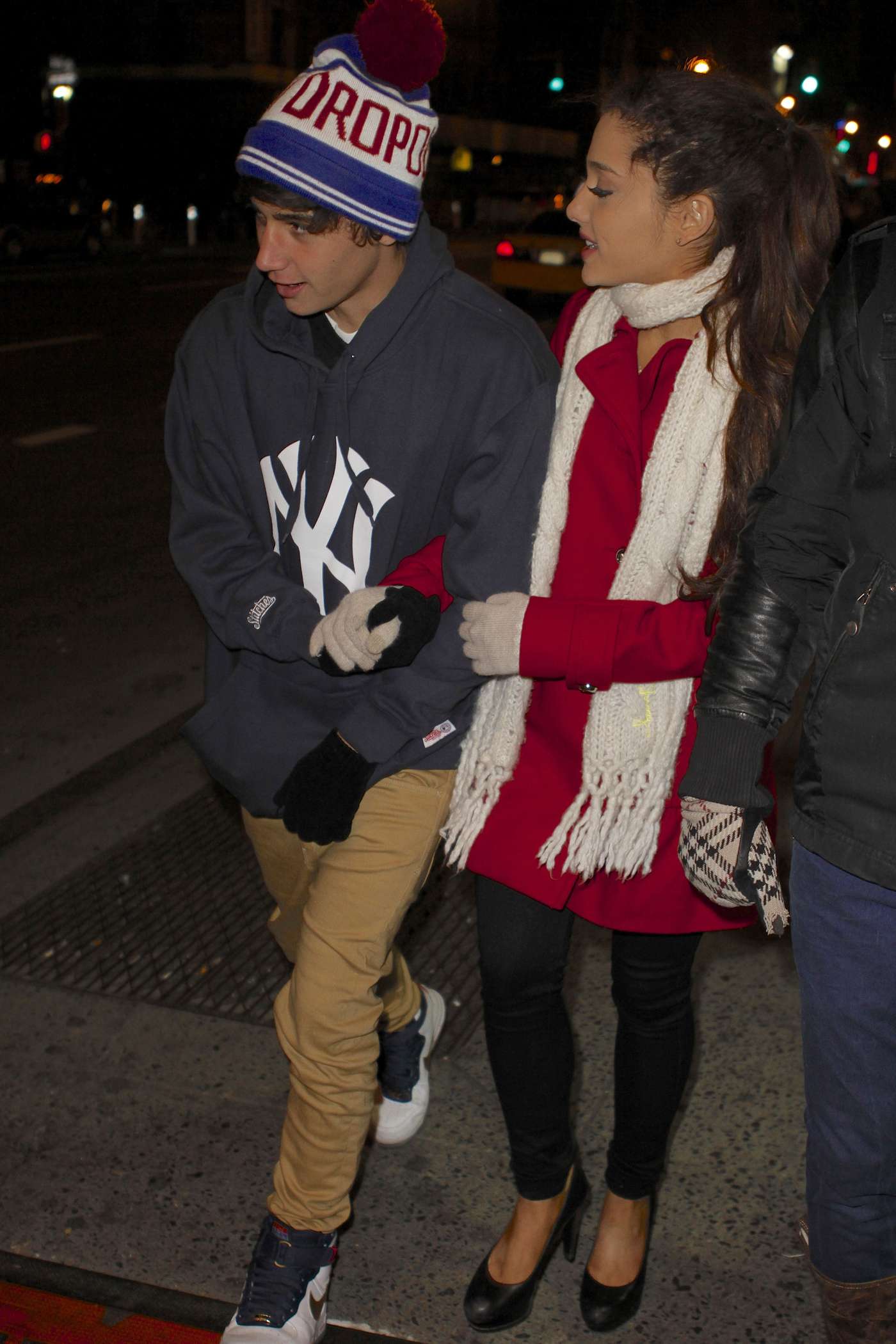 Ariana Grande - out on a date in NYC